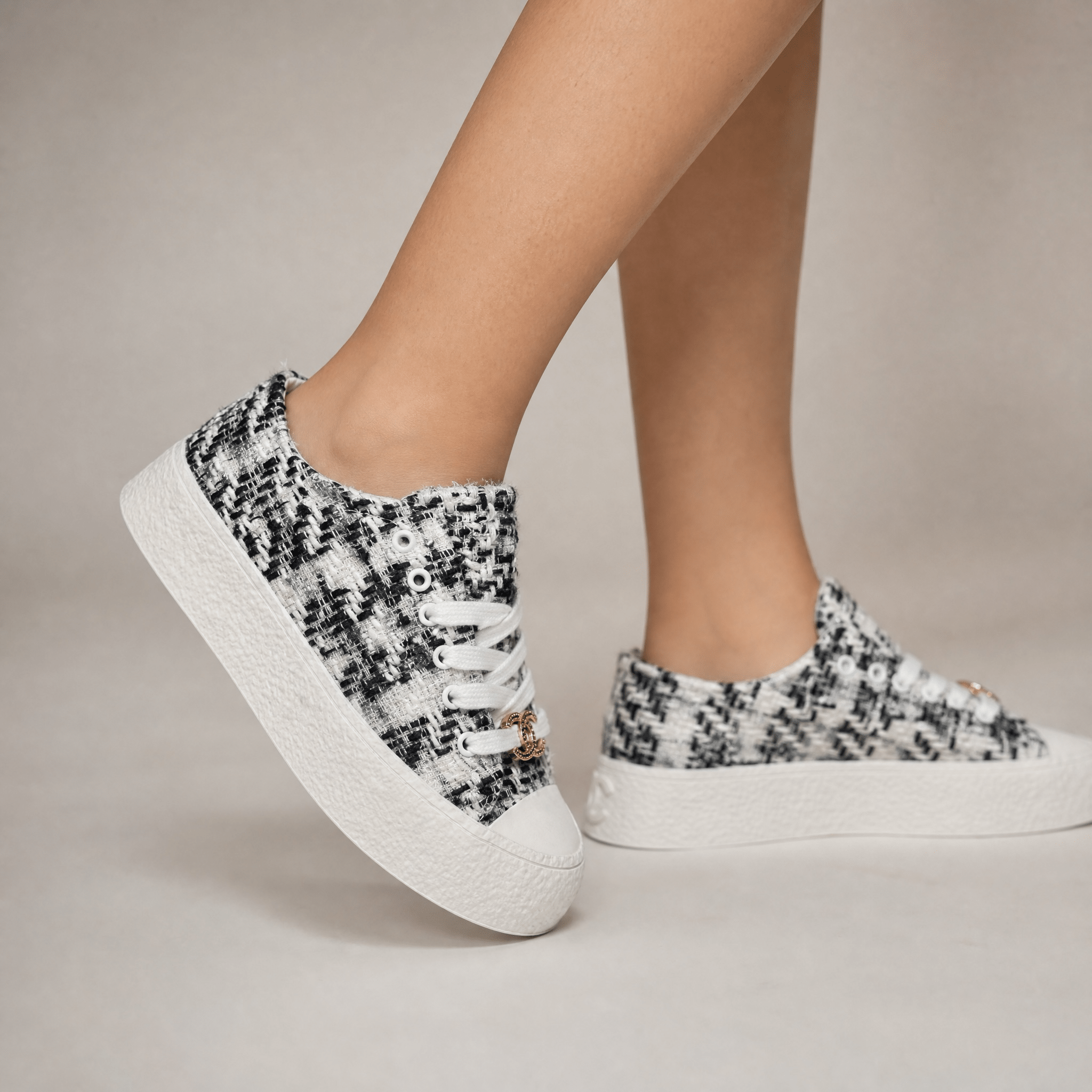 Chanel Tweed Platform Sneakers β Black & White Luxe Edition π€π€