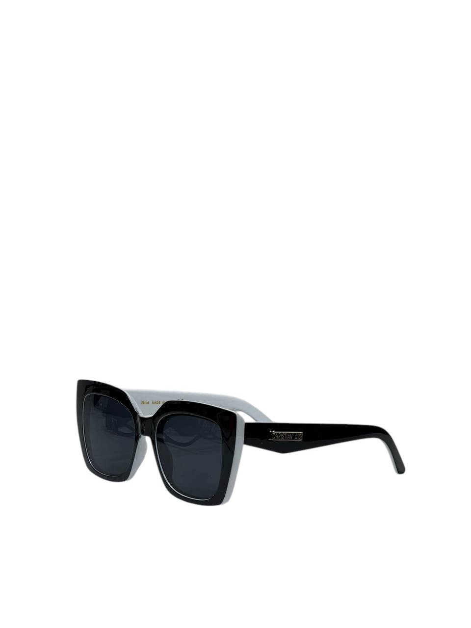 🖤 Christian Dior Oversized Cat-Eye Sunglasses – Timeless Luxury & Elegance ✨