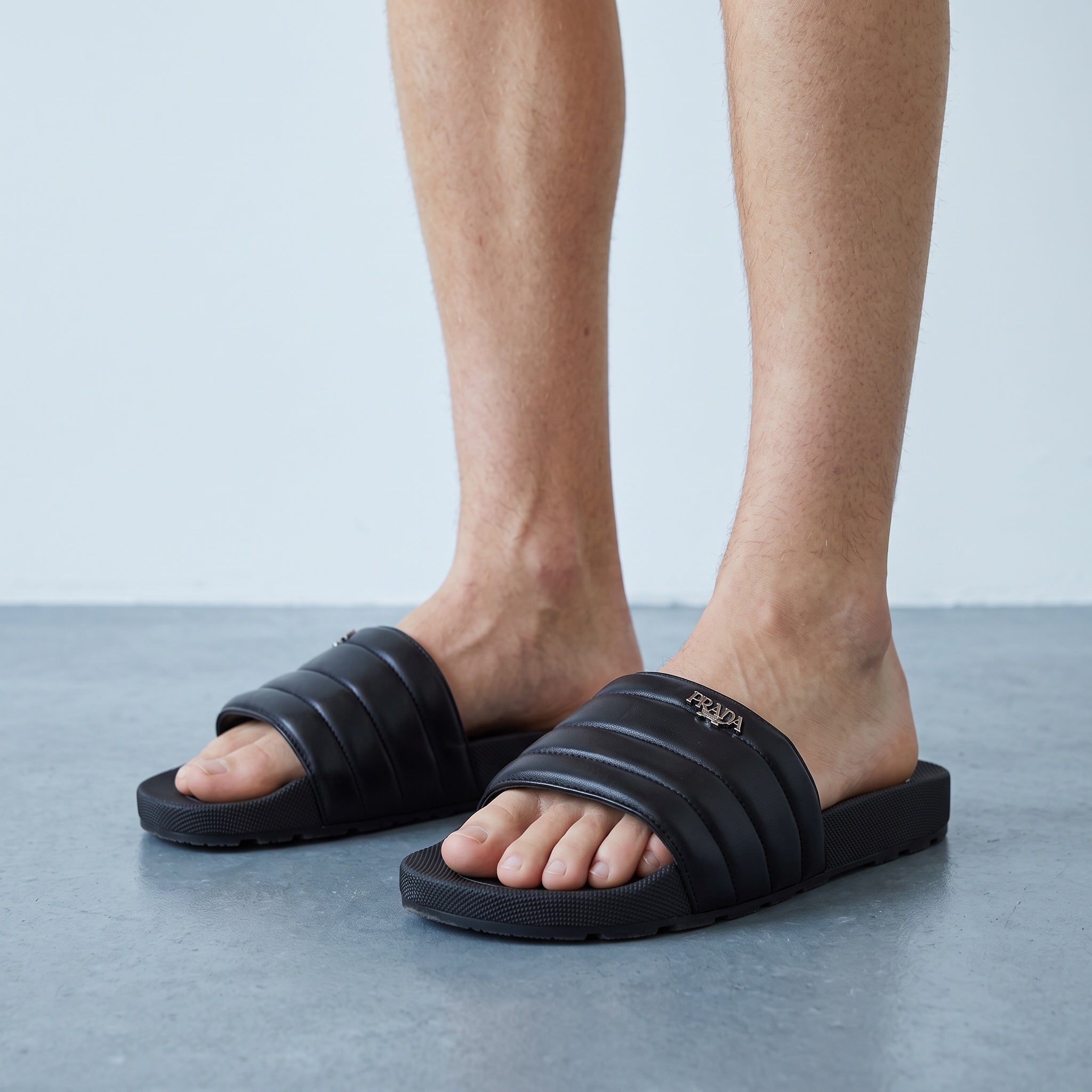 Prada Platform Slide β Black Padded Slide π€π£