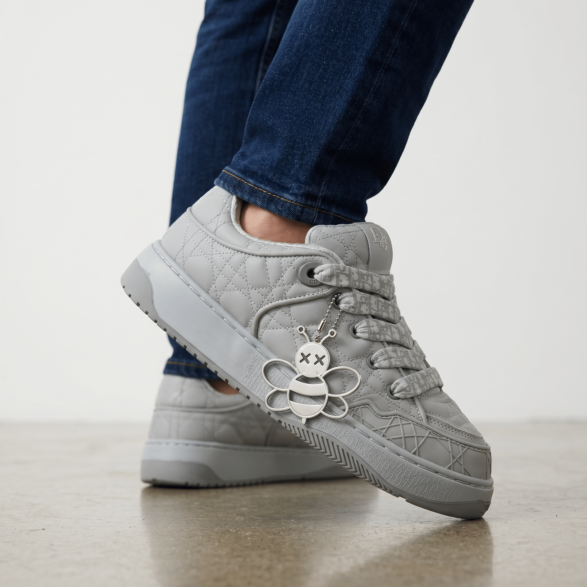 Dior P90 Quilted Low-Top Sneakers 🩶