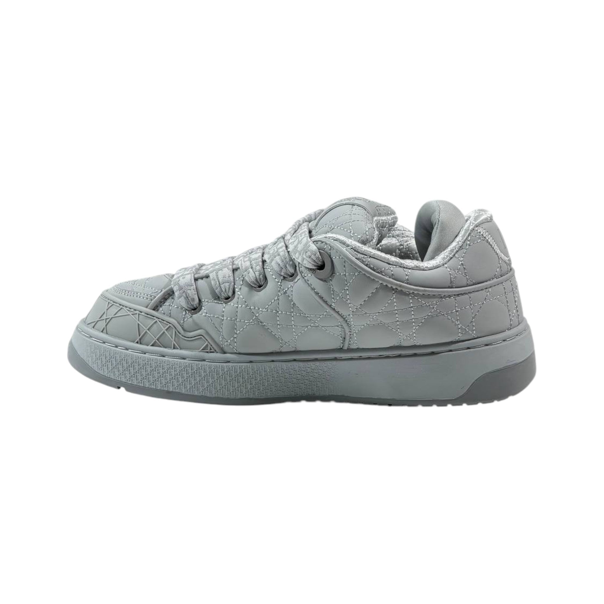 Dior P90 Quilted Low-Top Sneakers 🩶