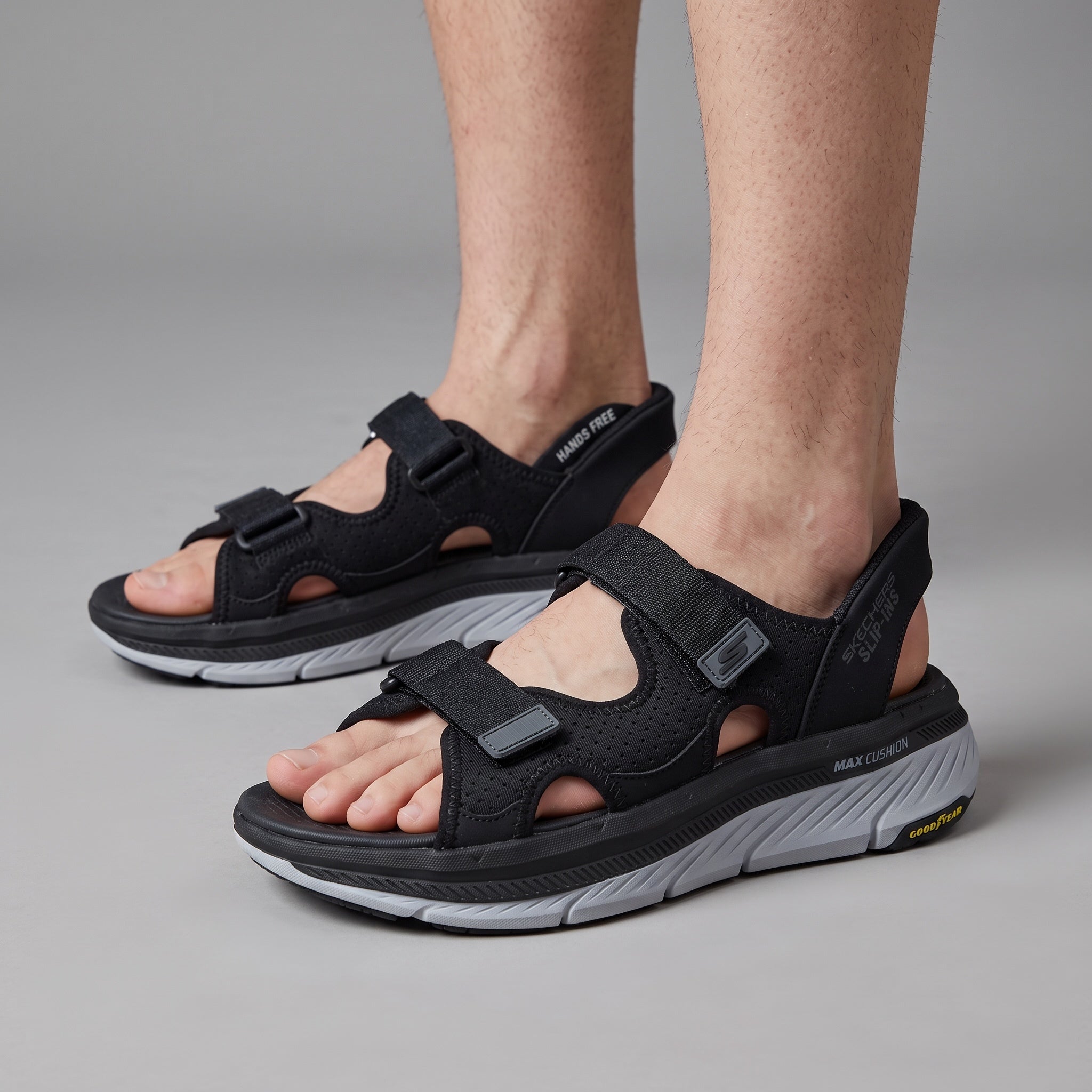 Skechers Max Cushion Sandal β Black π€