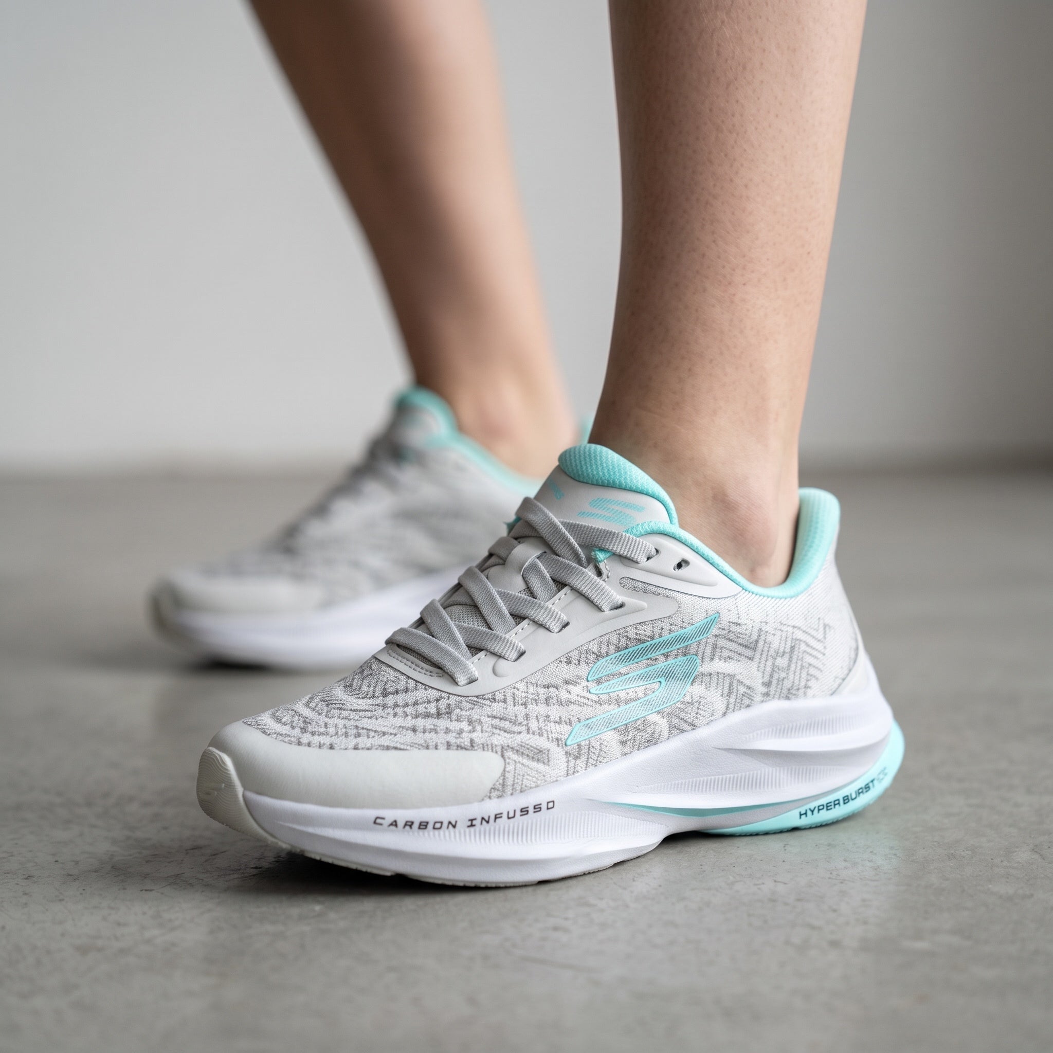 Skechers Runner – Light Grey Aqua 🏃♂️