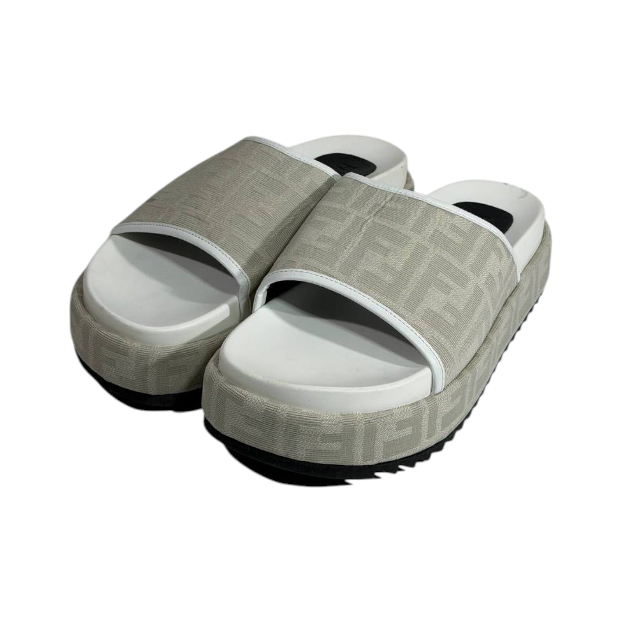 Fendi Ivory Platform Slides – Luxe Monogram Comfort Sandals 🤍✨