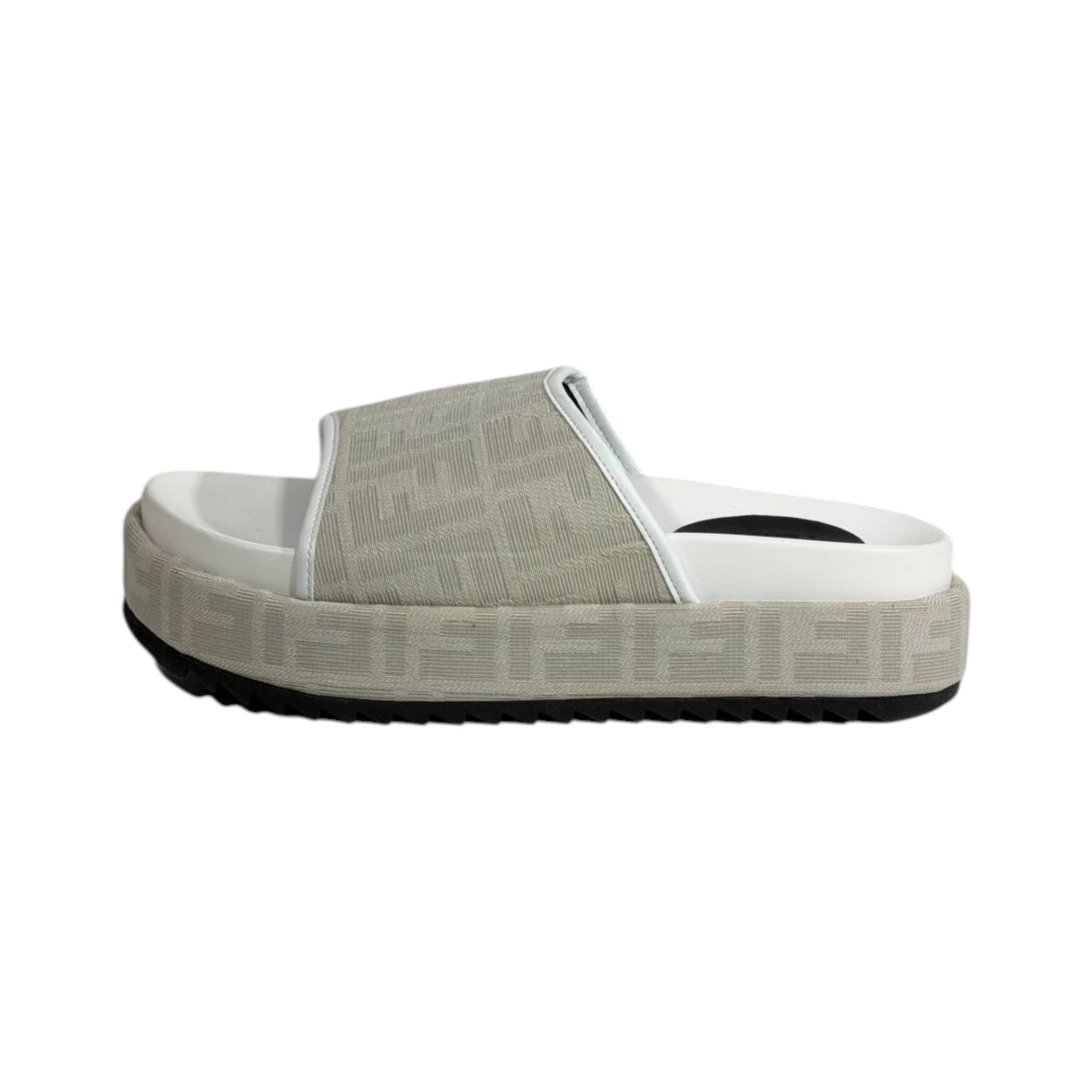 Fendi Ivory Platform Slides – Luxe Monogram Comfort Sandals 🤍✨
