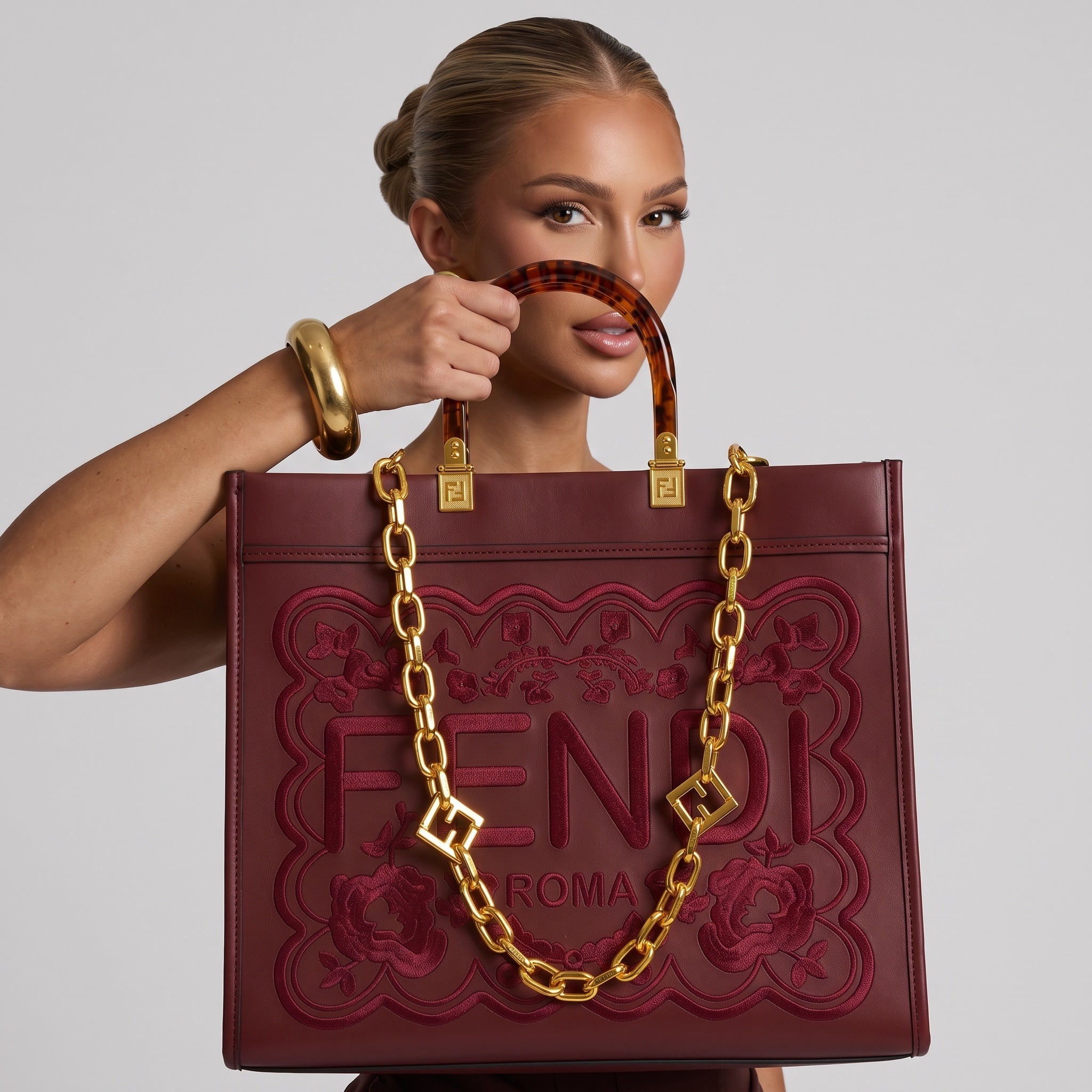 Fendi Shopper Tote β Burgundy Leather πβ¨