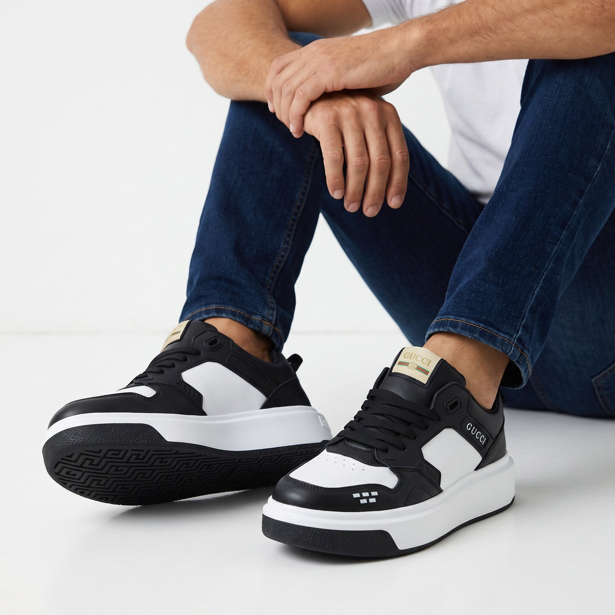 Gucci Chunky Runner β Black & White