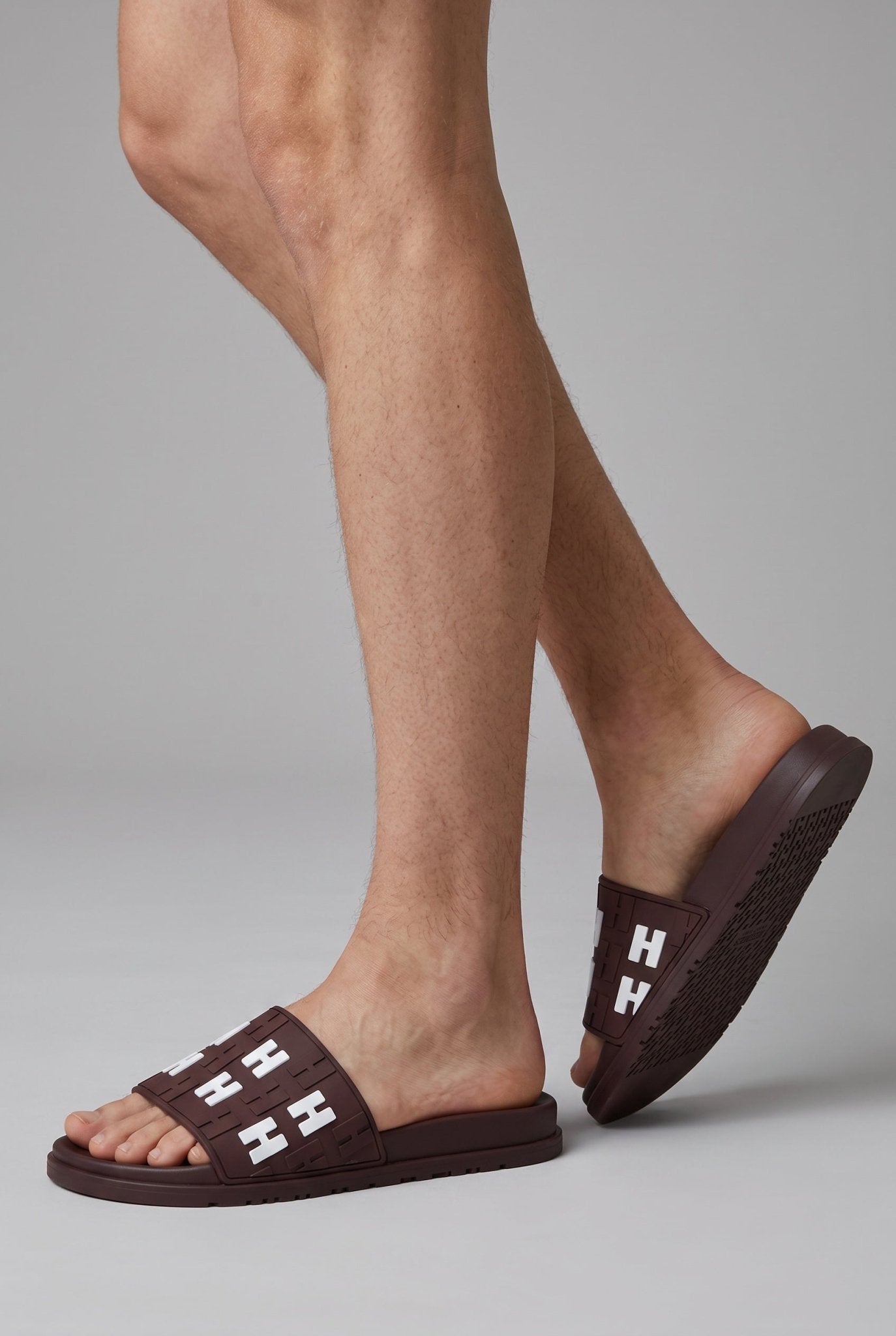 Hermès Rubber Slide – Brown H-Repeat 🟫