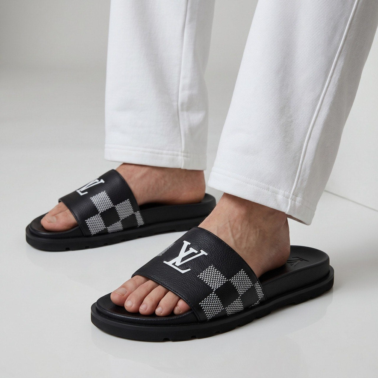 π€π€ Louis Vuitton Damier Logo Slide Sandals | Premium Designer Comfort π£