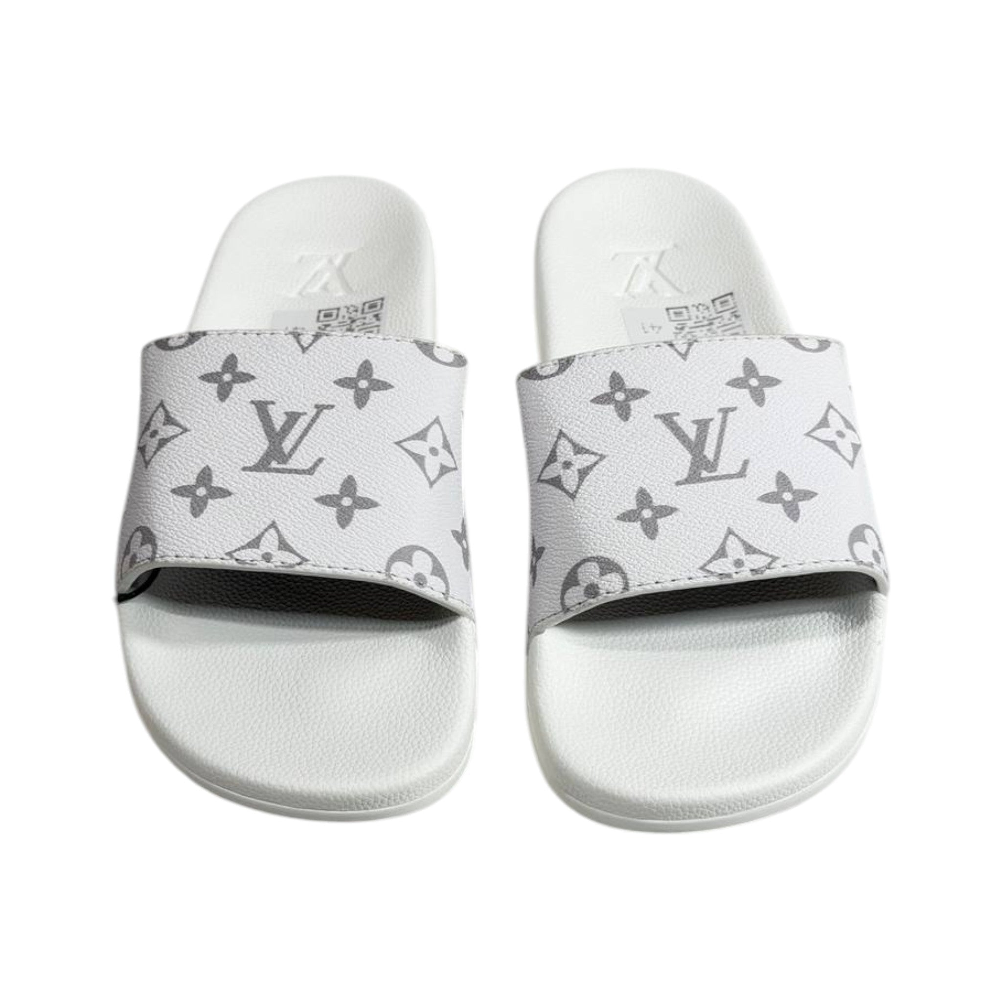 Louis Vuitton White Monogram Slides – Luxury Everyday Comfort Sandals 🤍👡