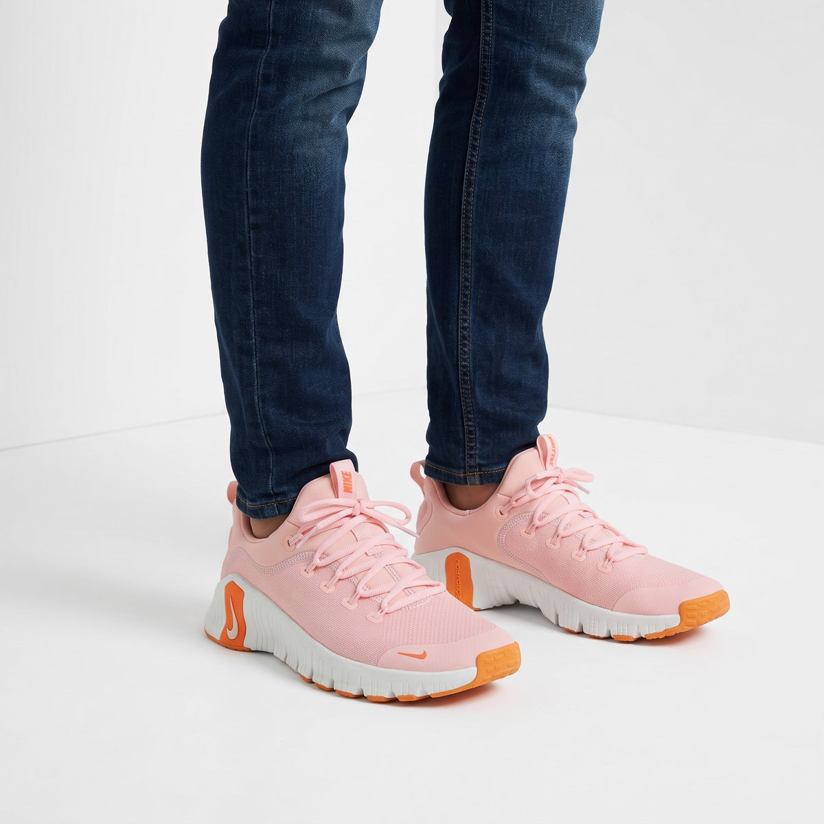 Nike Chunky Runner โ Pink & Orange