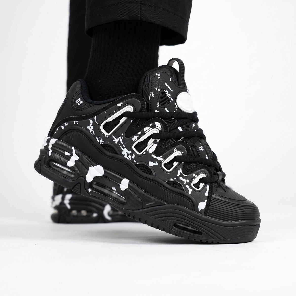 Osiris D3 Runner β Black