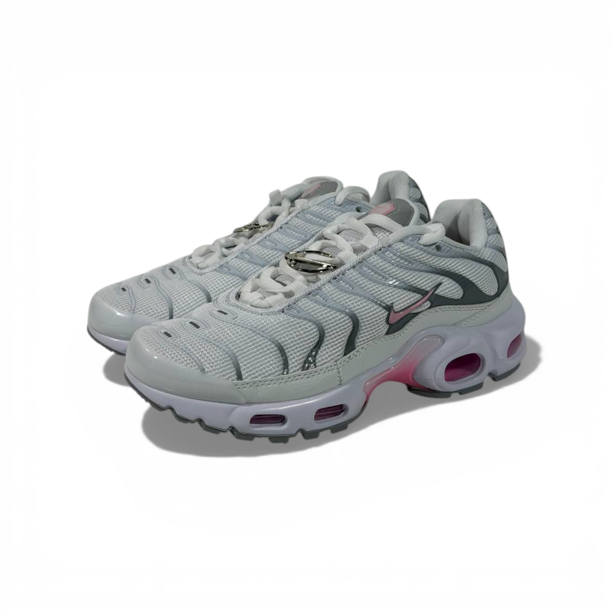 Nike Air Max TN Sneakers – White & Pink Lightweight Comfort 👟🤍💗