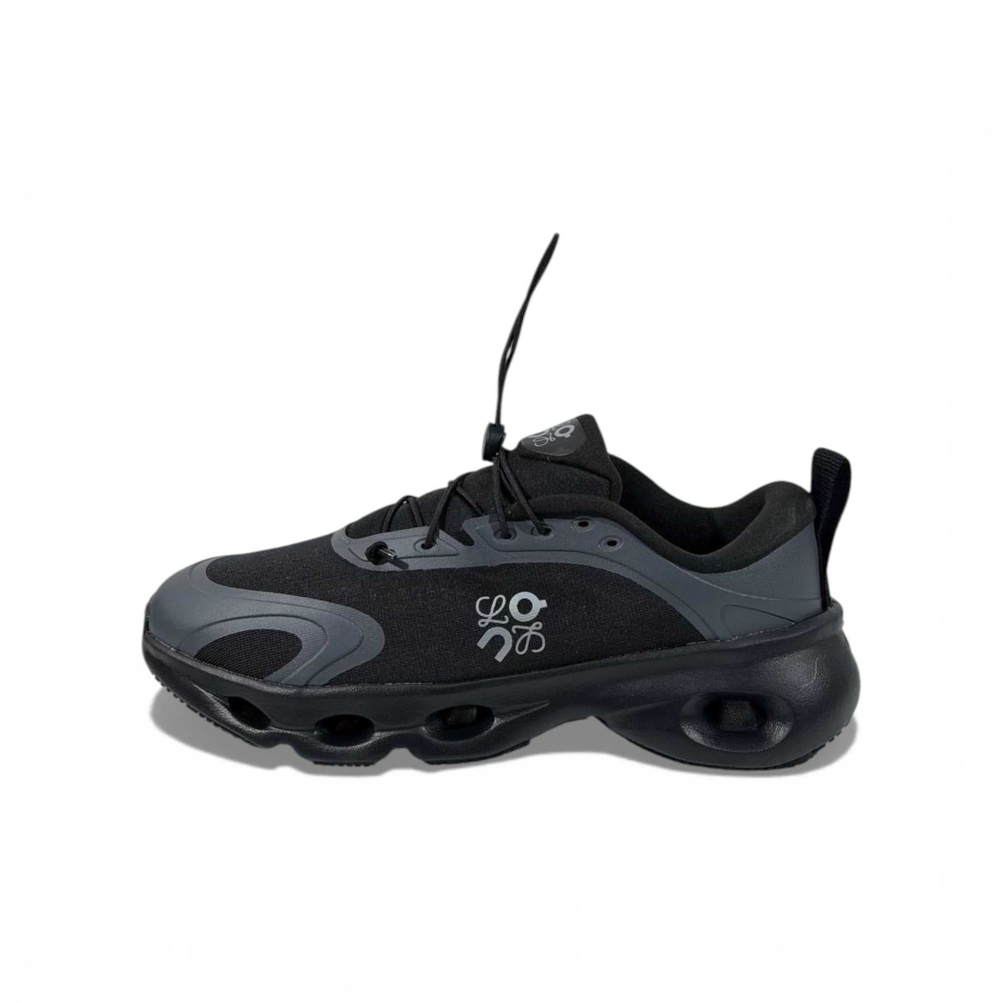 Loewe x On Cloud Black Performance Sneakers – Luxury Sport Collaboration 👟🖤✨