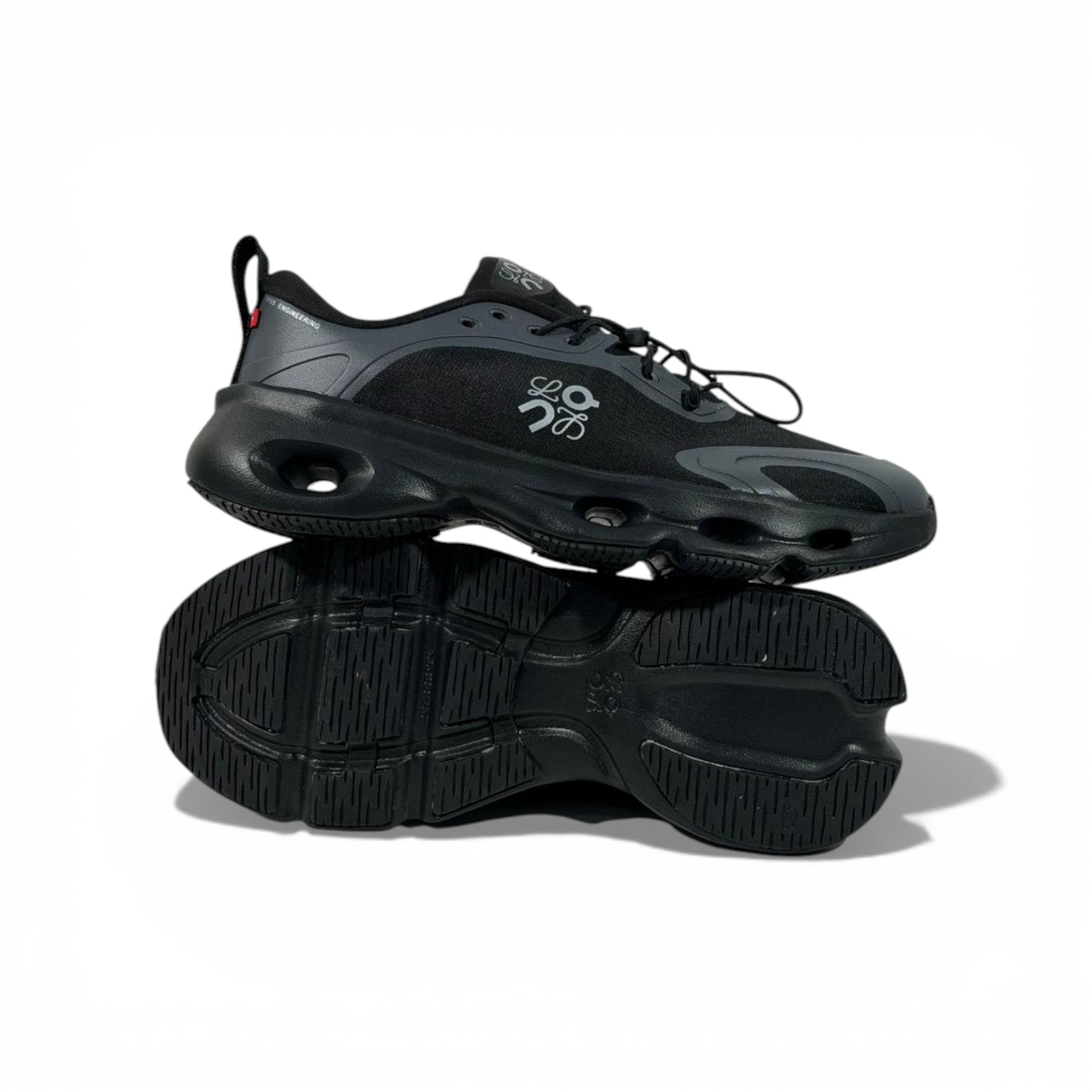 Loewe x On Cloud Black Performance Sneakers – Luxury Sport Collaboration 👟🖤✨