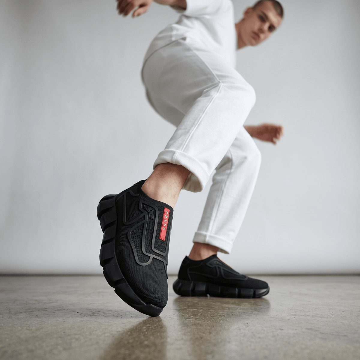 π€β€οΈ Prada Cloudbust Thunder Black Sneakers πβ‘