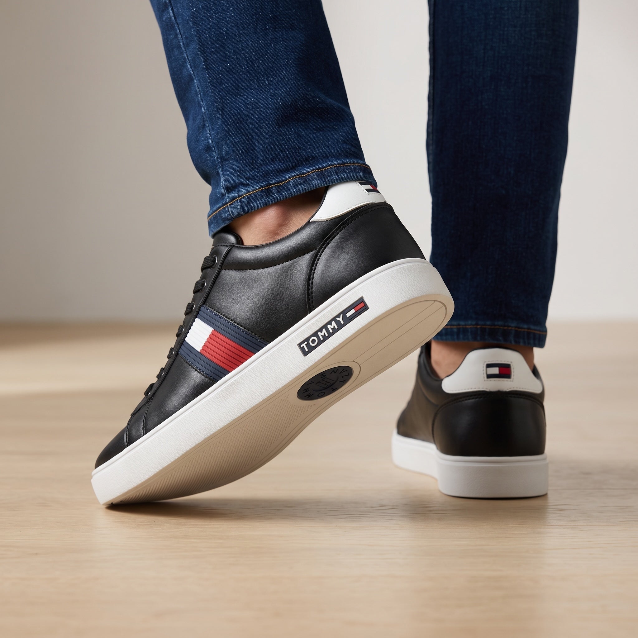 Tommy Hilfiger Court Sneaker β Black Flag πΊπΈ
