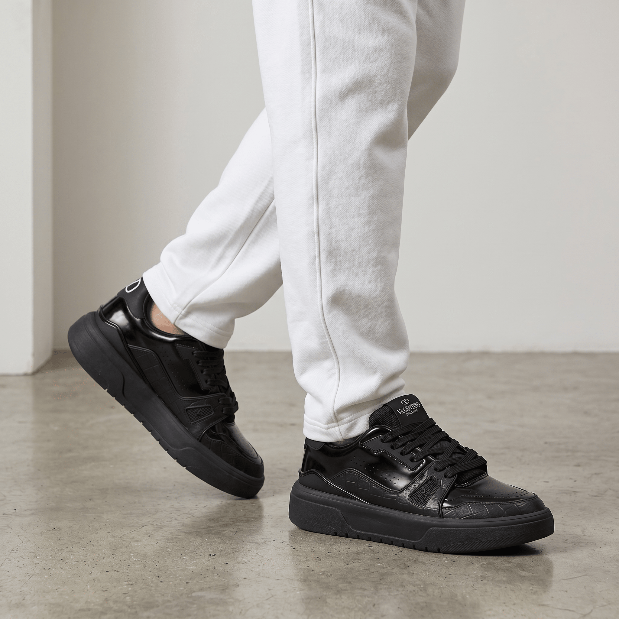 π€ Valentino Garavani All-Black Platform Sneakers ππ₯