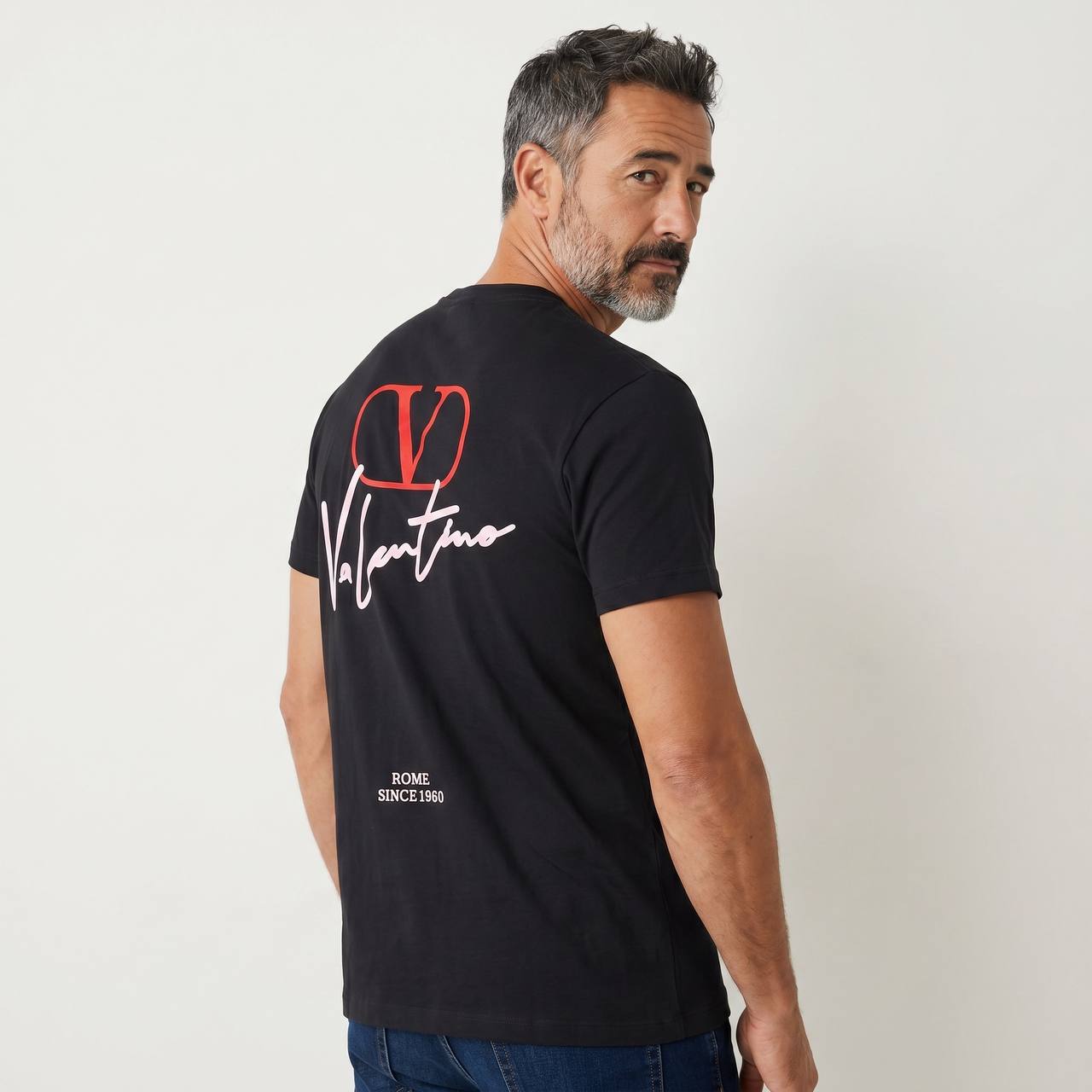 Valentino Garavani VLogo Signature T-Shirt π€