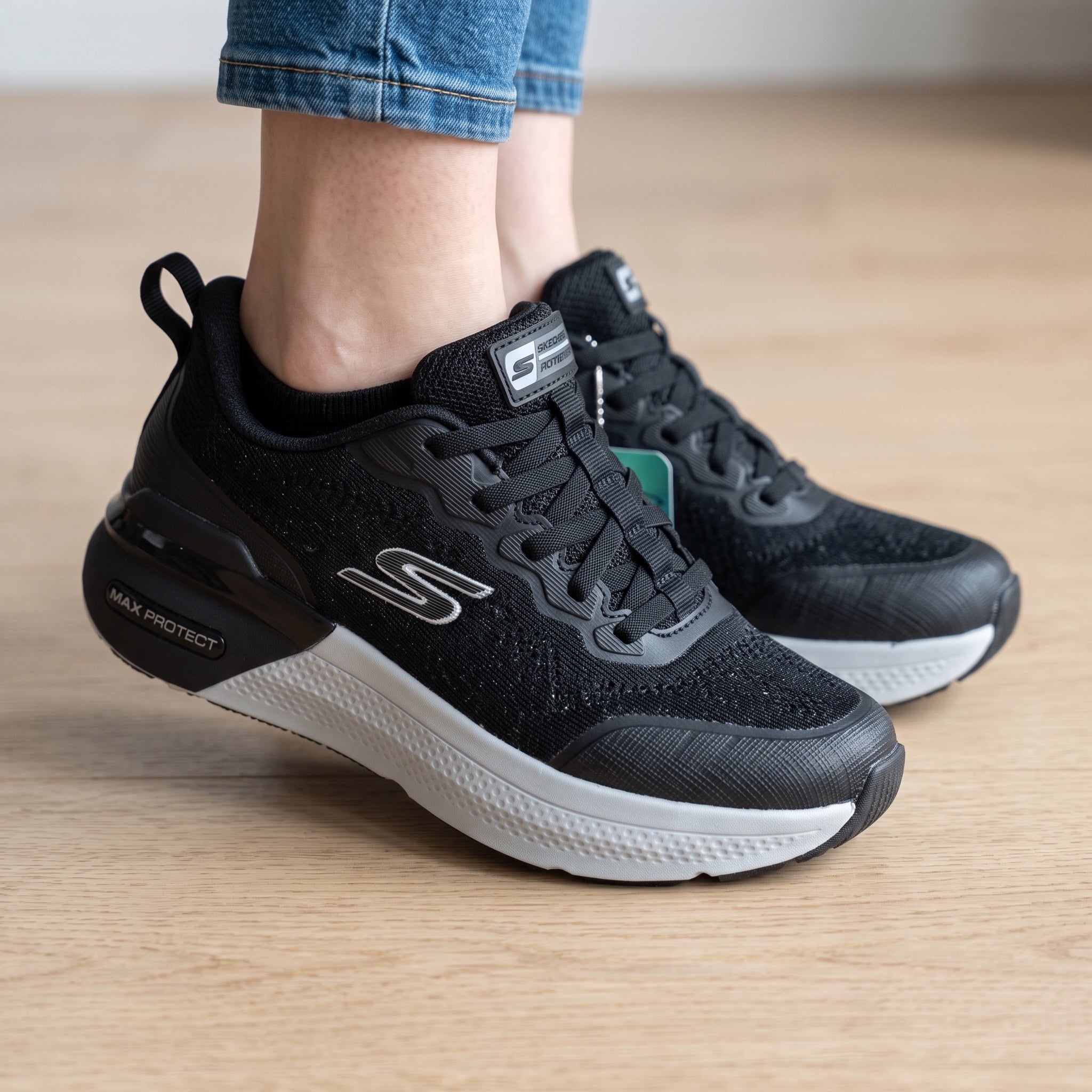 Skechers Max Protect – Black Sport Trainer 🖤👟