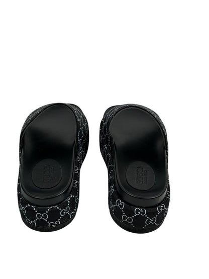 GUCCI GG Canvas Slide Sandals – Black Monogram Edition 🖤🌀