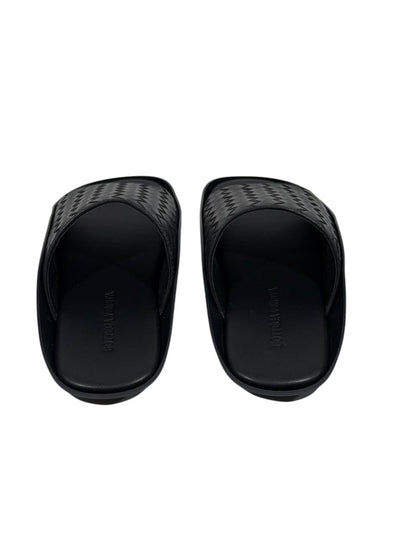 Bottega Veneta Intrecciato Slide Sandals – Black Edition 🖤✨