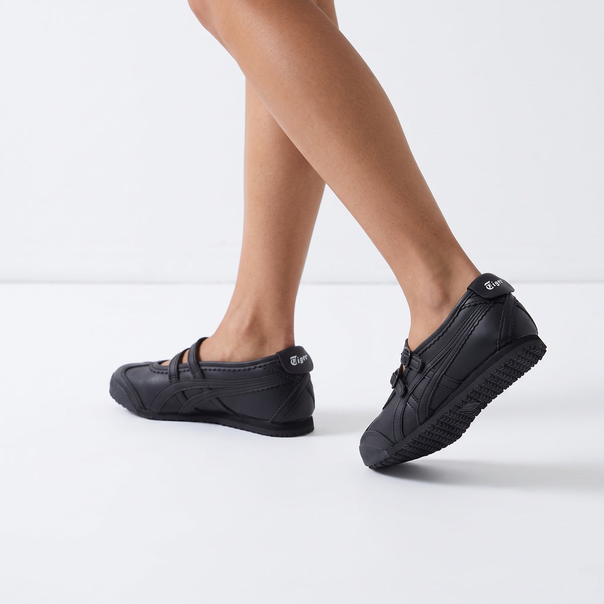 Onitsuka Tiger Mary Jane — Black