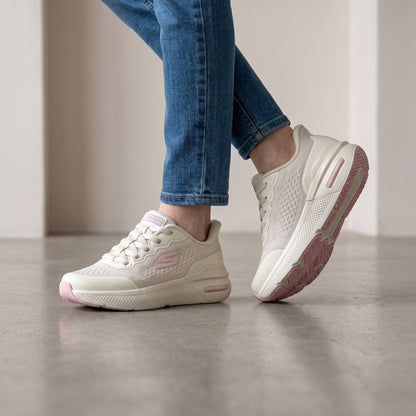 Skechers Performance Trainer – Cream Pink 👟