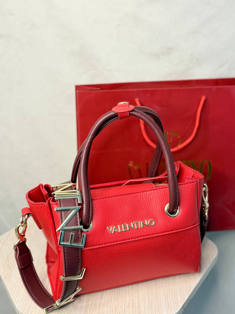 Valentino Garavani V-Logo Tote Bag (limited edition)🌹🍒