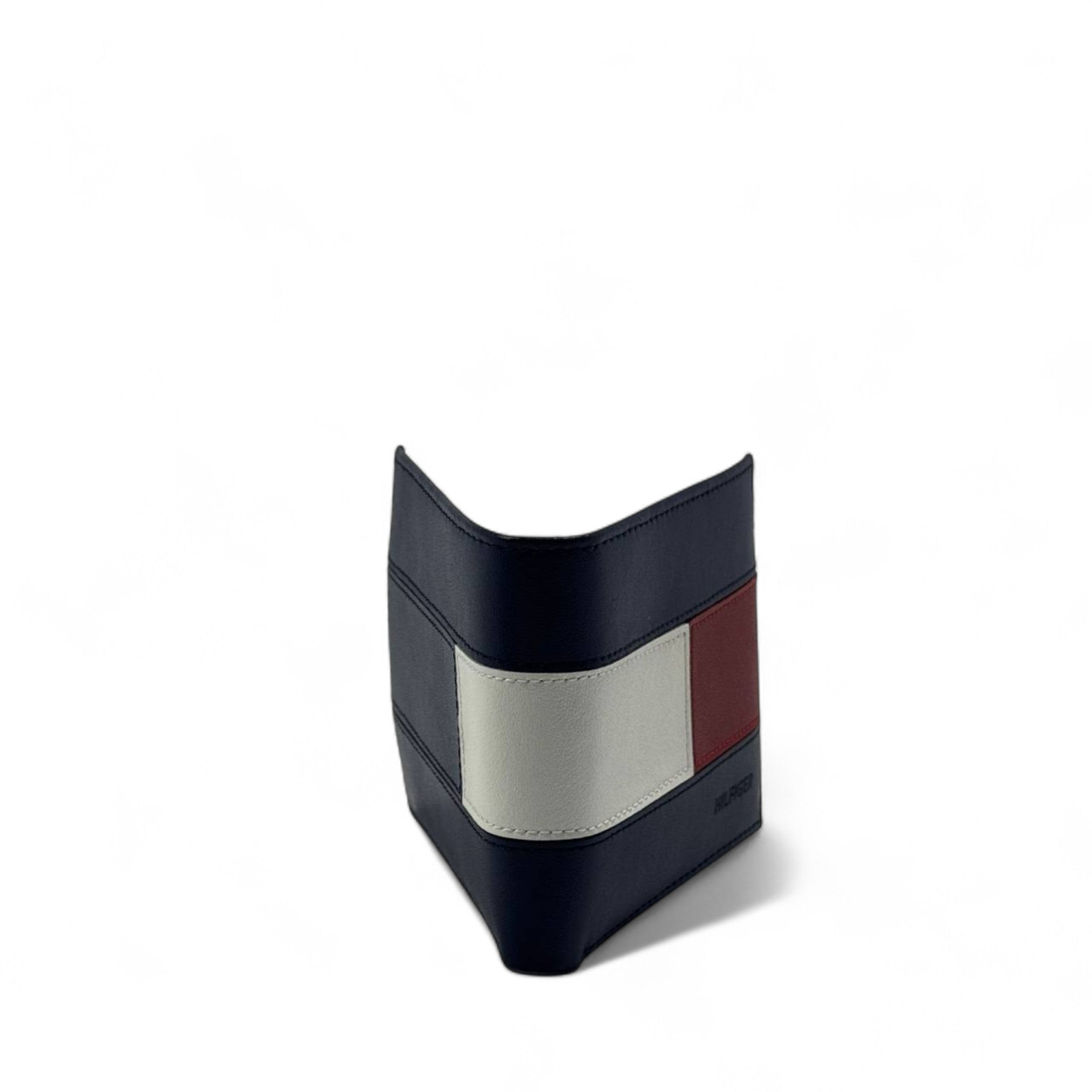 Tommy Hilfiger Colorblock Flag Wallet – Signature Edition 🇺🇸🟥🧢