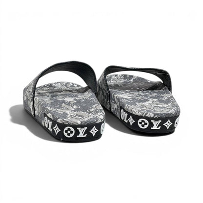 Louis Vuitton Grey Monogram Slide Sandals – Luxury Designer Casual Slippers ✨🩶