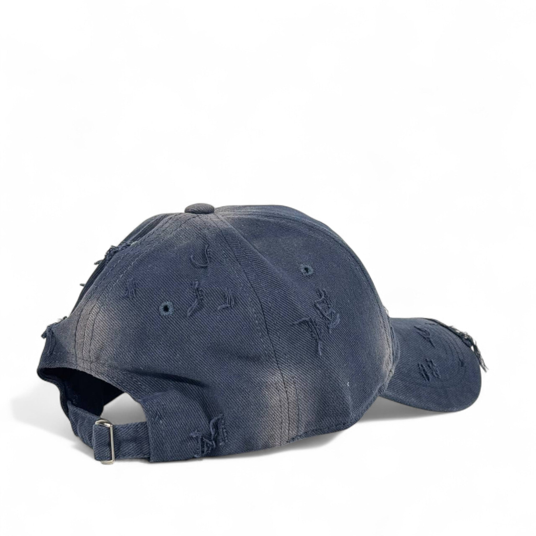 Fendi Logo Embroidered Baseball Cap 🧢 – navy Luxury Streetwear