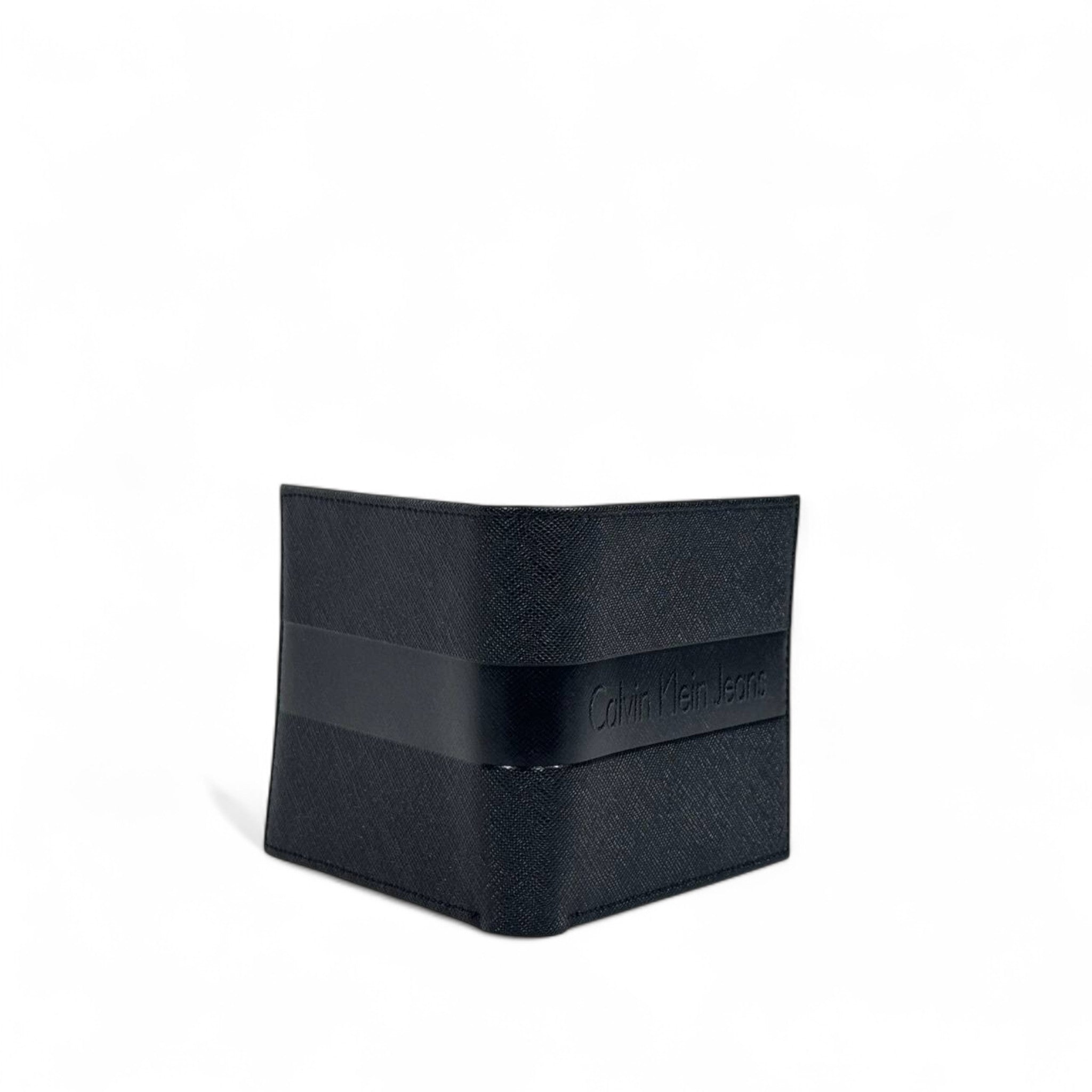 🖤 Calvin Klein Jeans Black Leather Bifold Wallet – Minimalist Logo Design