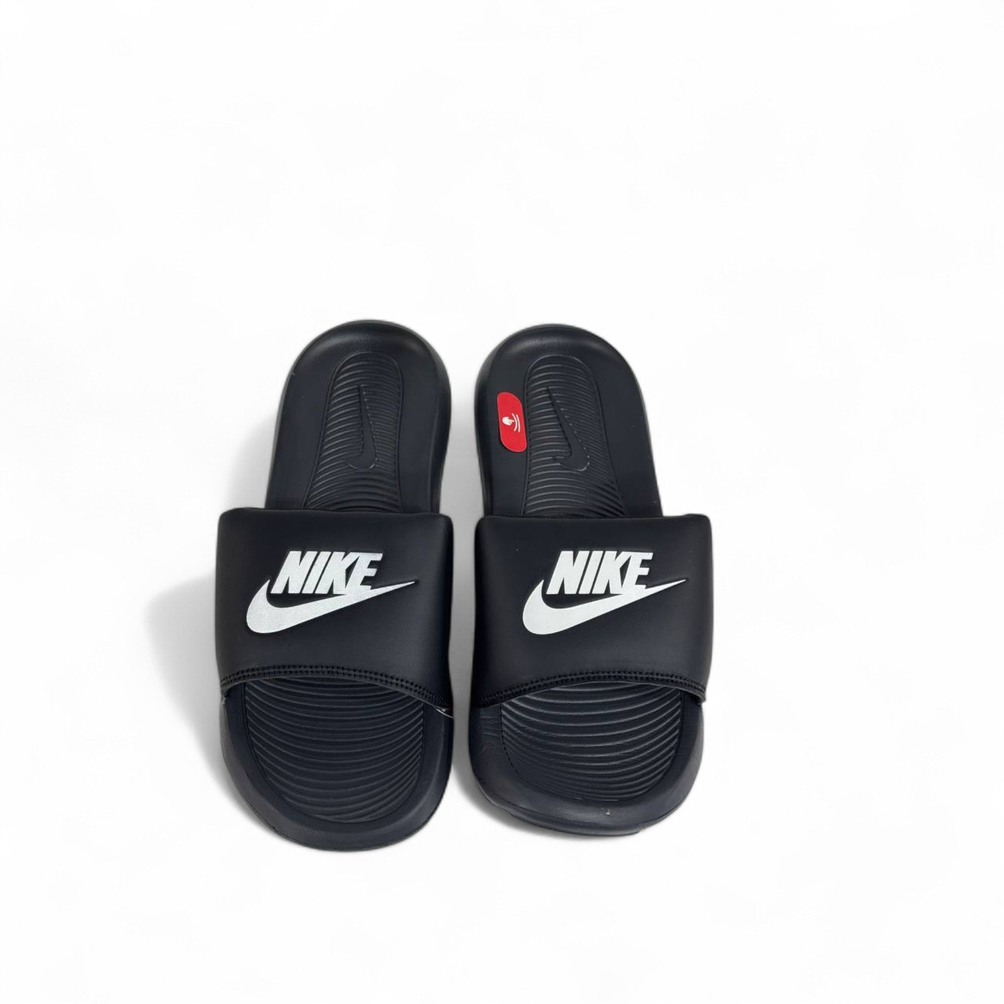 ⚫⚪ Nike Black Slides with White Swoosh – Classic Everyday Slippers ✔️