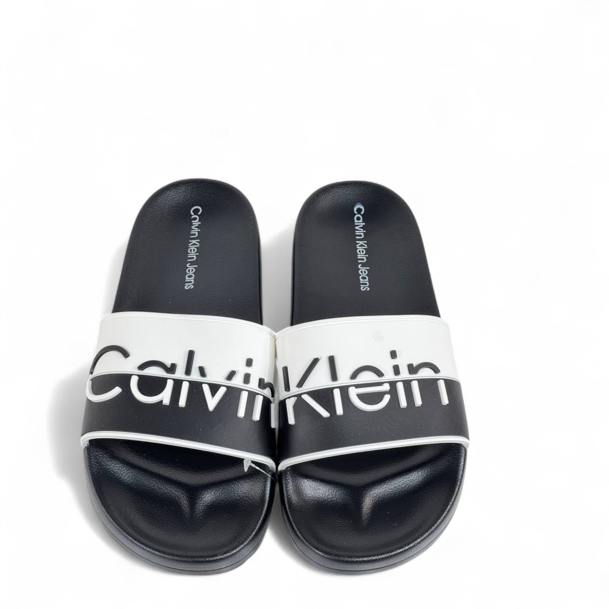 ⚫⚪ Calvin Klein Contrast Slides – Black & White Oversized Logo Slippers ✔️