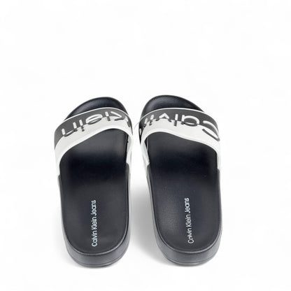 ⚫⚪ Calvin Klein Contrast Slides – Black & White Oversized Logo Slippers ✔️