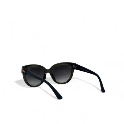 💎 Tiffany & Co. Cat-Eye Black Sunglasses – Timeless Elegance 🖤