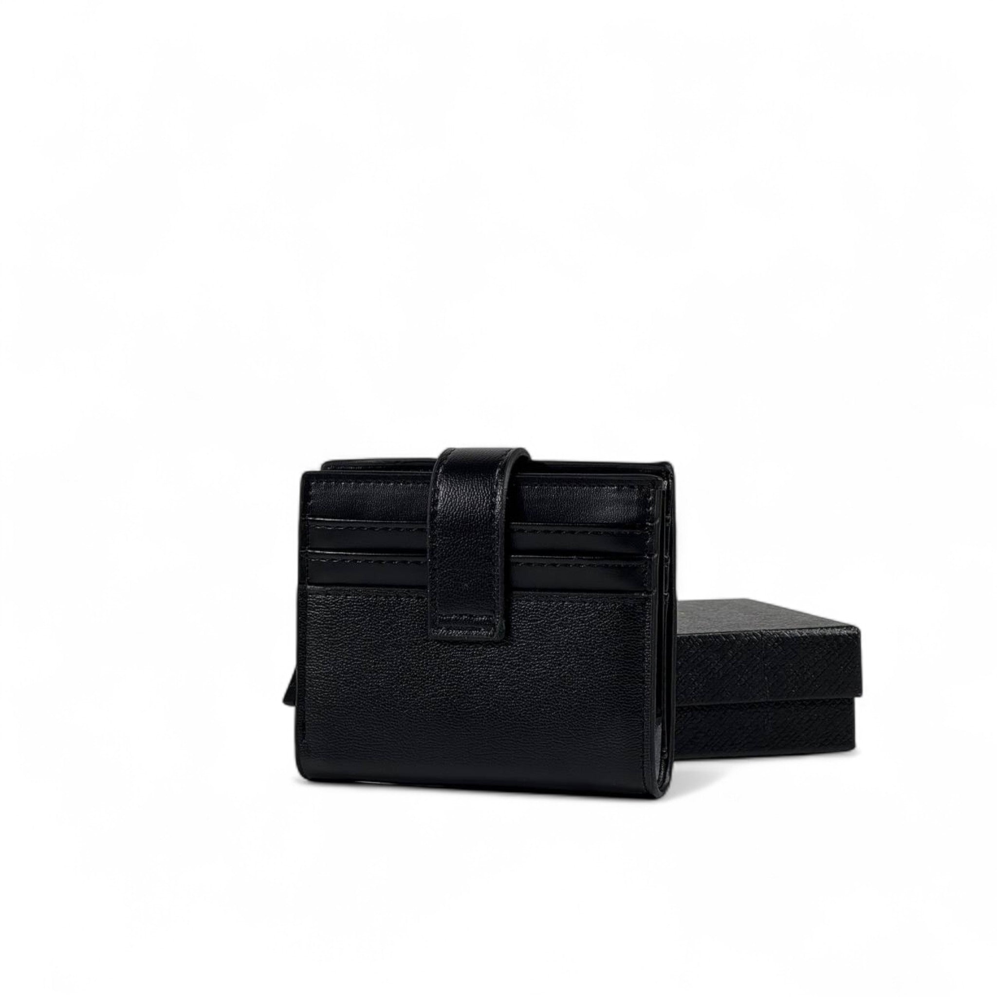 🖤 Emporio Armani Black Leather Wallet – Compact Trifold with Card Holder