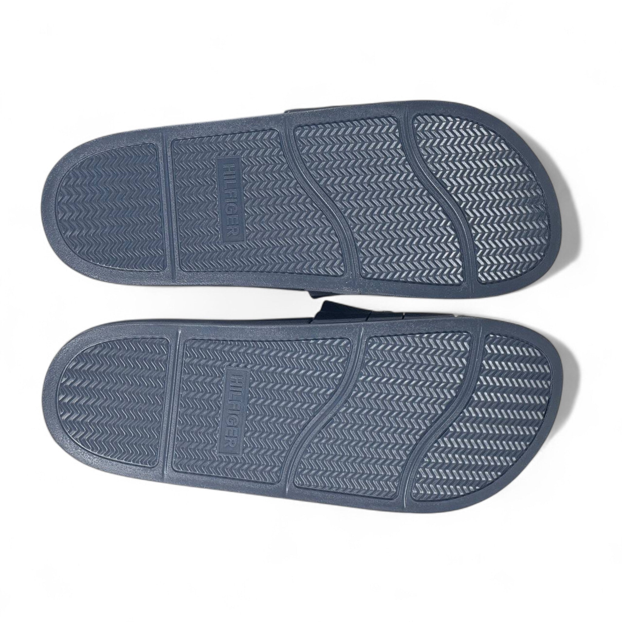 🔵 Tommy Hilfiger Navy Blue Slides – Classic Flag Logo Slippers