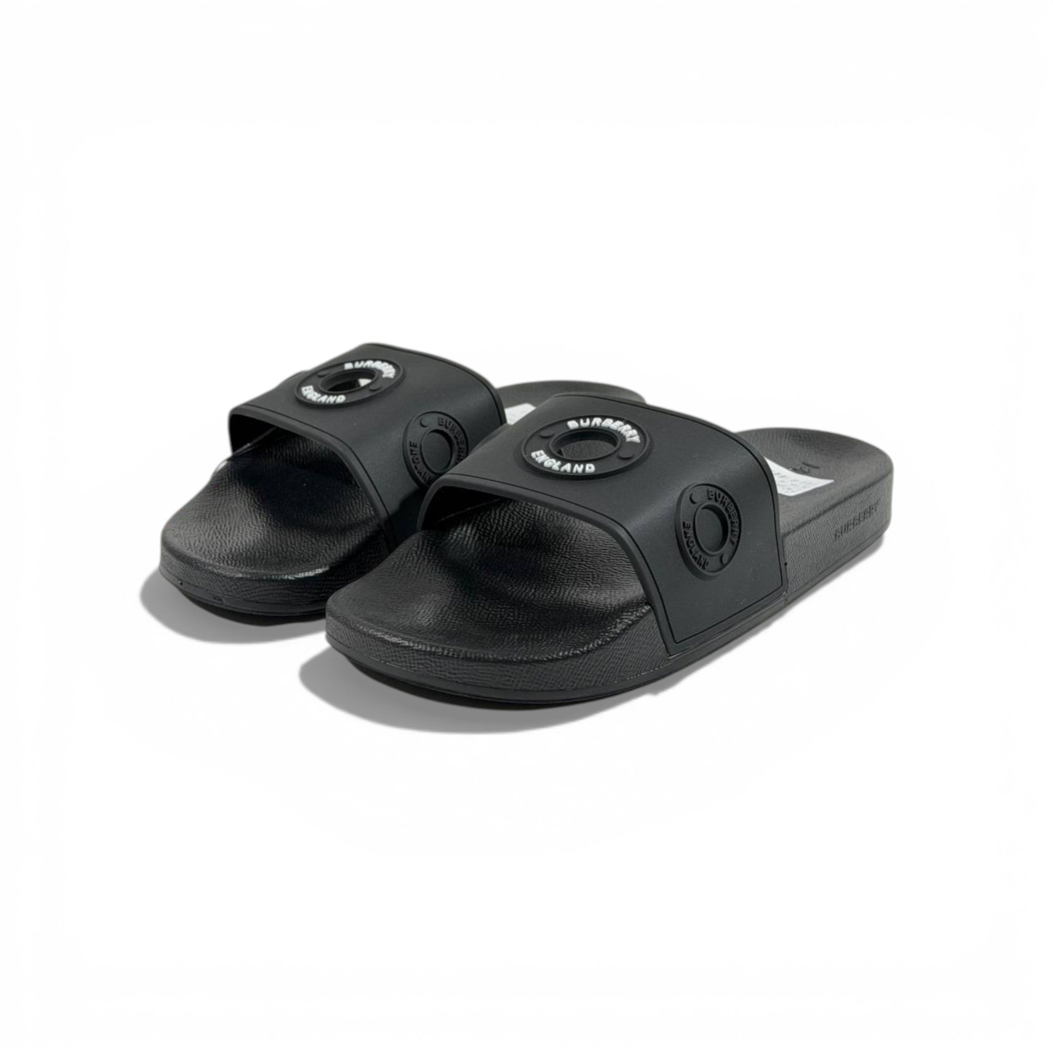 ⚫ Burberry Slides – Black Edition 🖤✨
