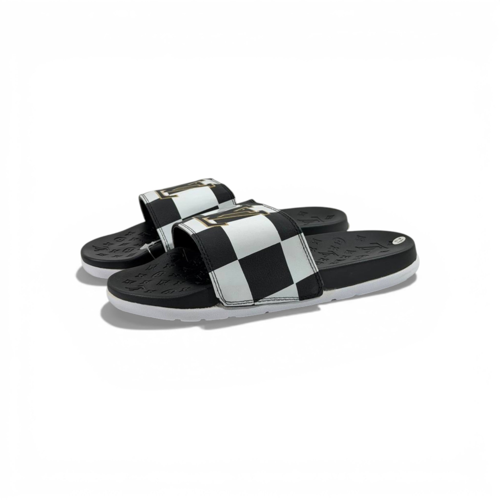 🖤 Louis Vuitton Slides – Damier Black & White Edition 👑✨