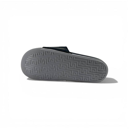 🔵 Gucci Slides – Navy Signature Edition 👑✨