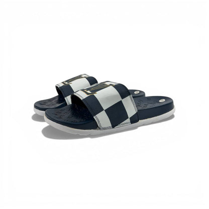 🔵 Louis Vuitton Slides – Damier Navy Edition 👑✨