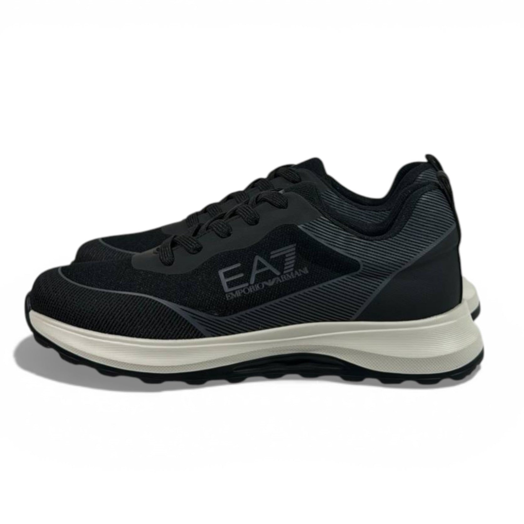 EA7 Emporio Armani Black Performance Sneakers 👟🔥 Luxury Sport Running Shoes – Modern Comfort Trainers ⚡🖤