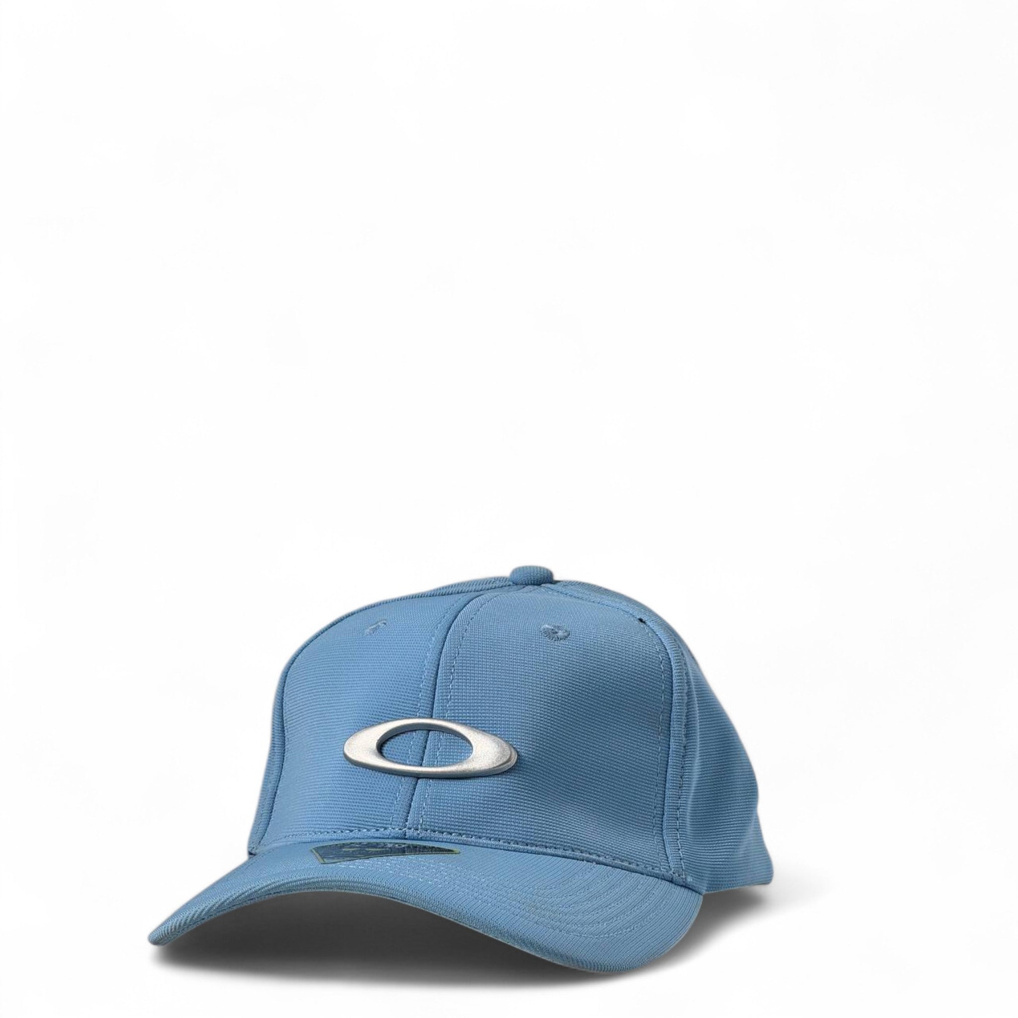 Oakley Light Blue FlexFit Cap – Chill Style Meets Sporty Edge 💙🧢