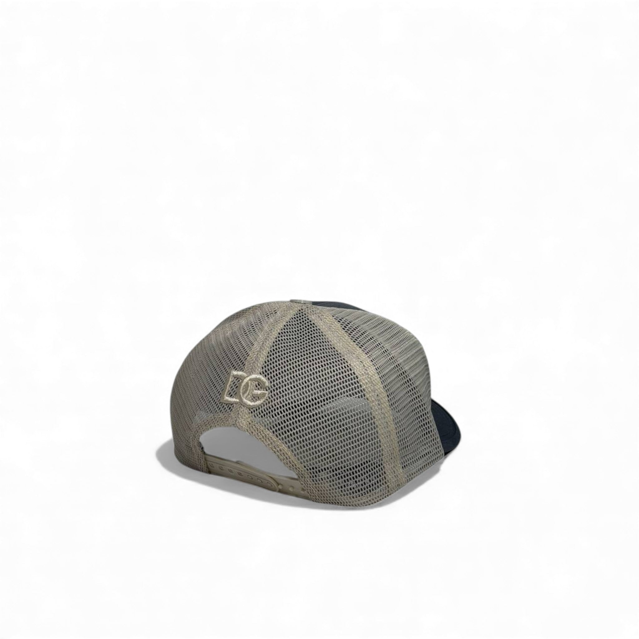 🧢 Dolce & Gabbana Two-Tone Mesh Milano Cap – Urban Luxury Edition