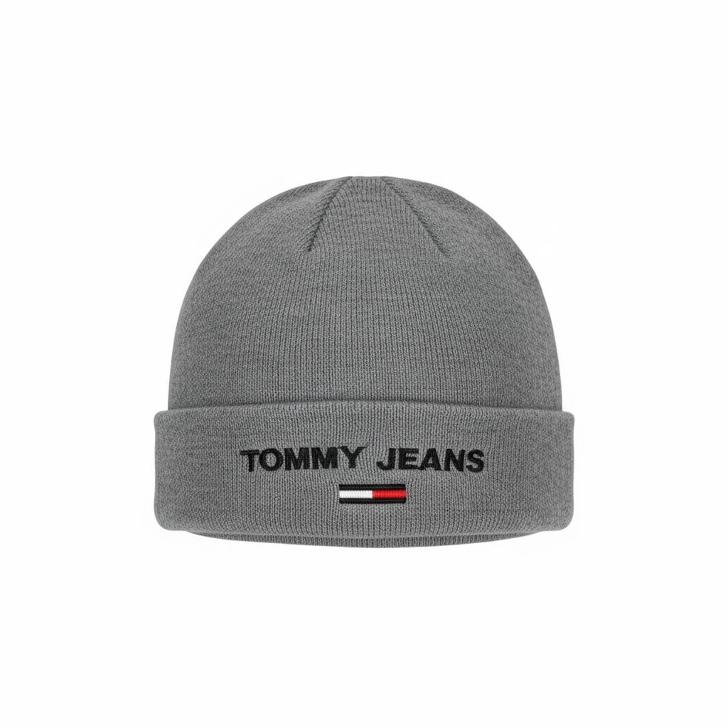 🧢 Tommy Jeans Grey Logo Beanie – Premium Winter Essential