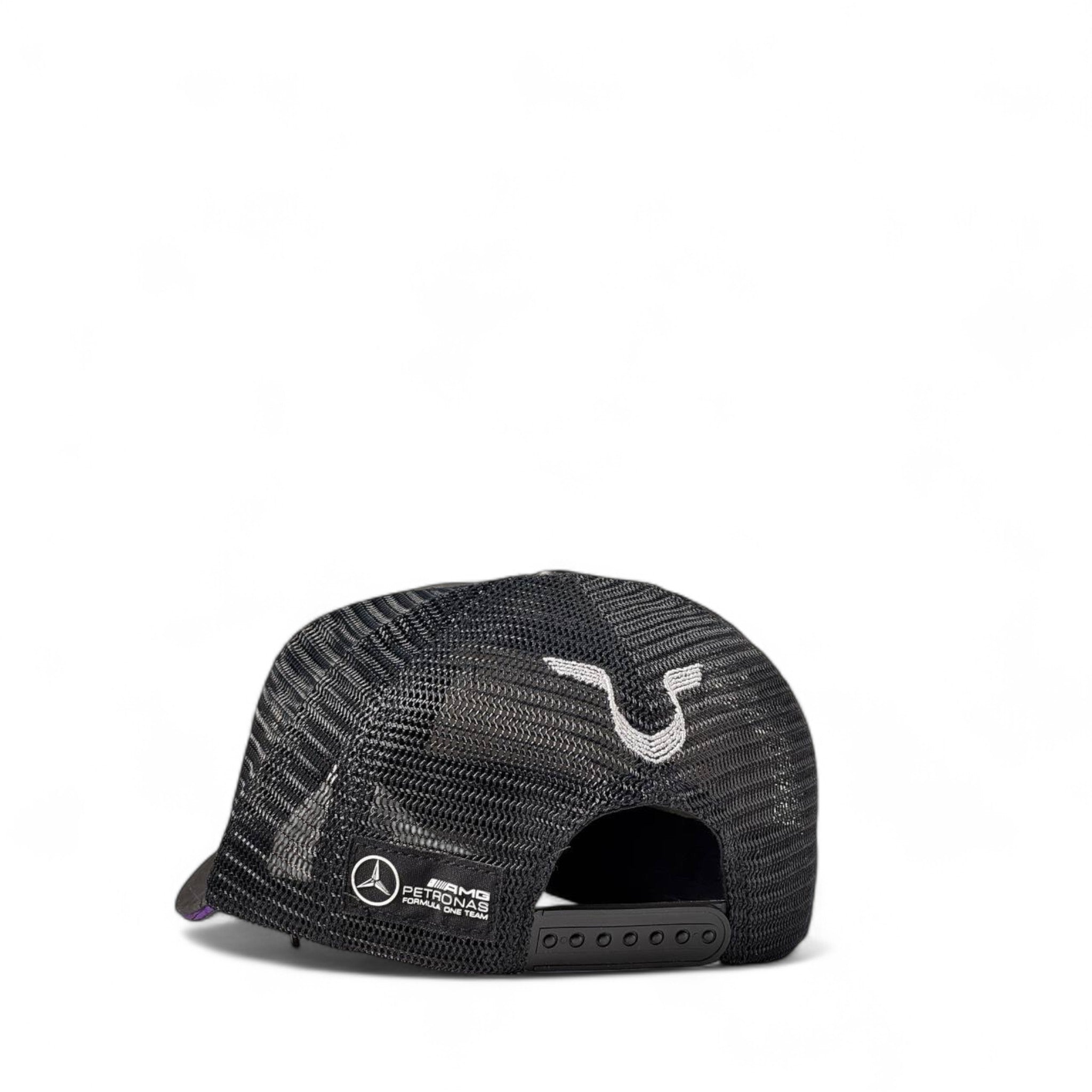 🖤 Mercedes-Benz Mesh Trucker Cap – Iconic Comfort & Cool Style 🧢🌬️