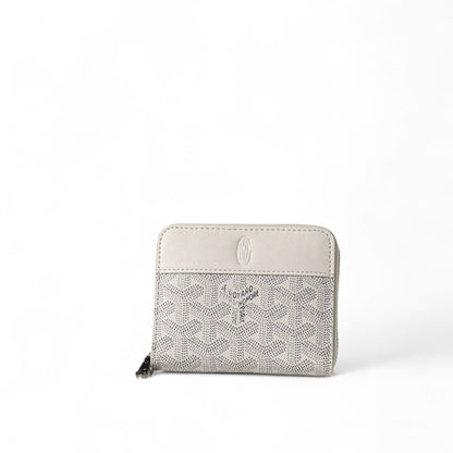 🤍 Goyard Grey Zip Wallet – Minimalist Luxury with a Modern Touch 🤍
