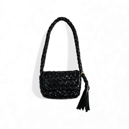 🔥 Bottega Veneta Handmade Woven Shoulder Bag – Black Artisan Edition 🔥